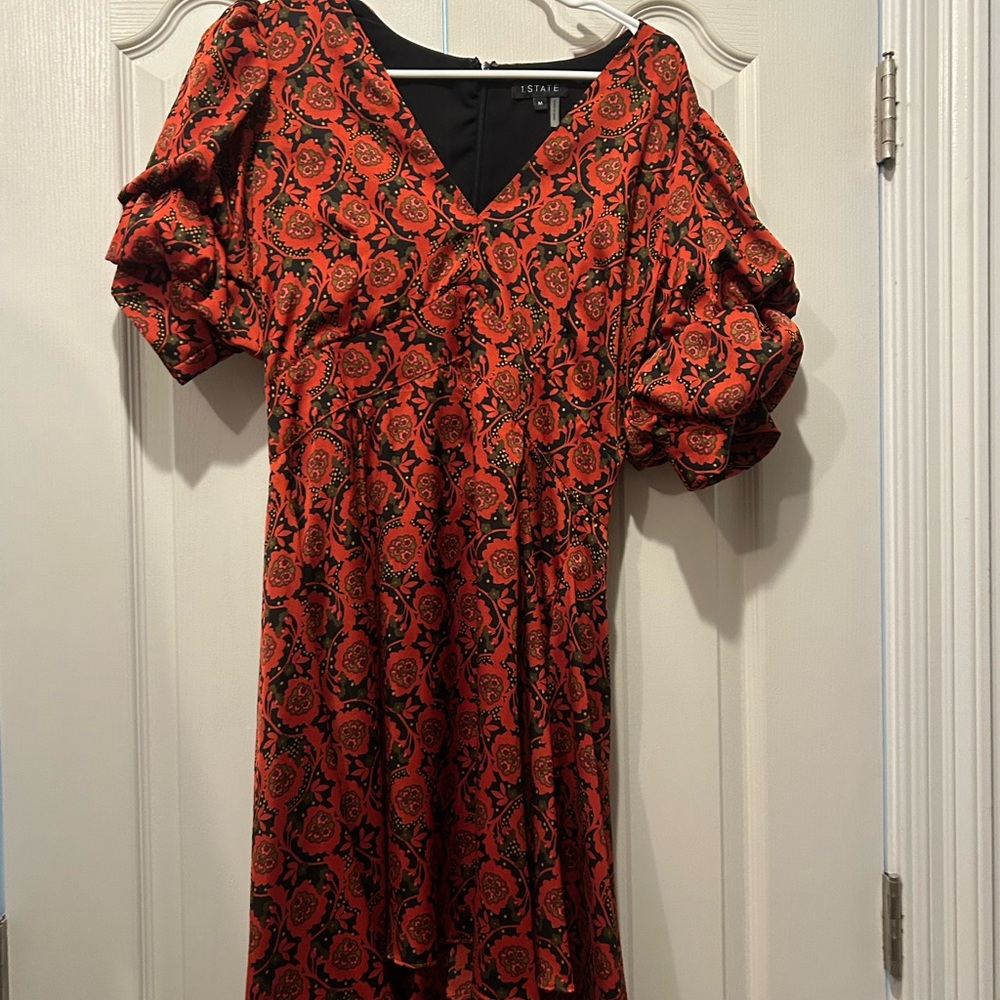 1 state dress: wore one time! Size medium